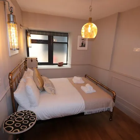 Alma In A Perfect Location