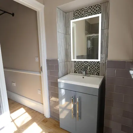 Alma In A Perfect Location