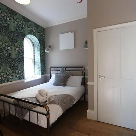 Alma In A Perfect Location *