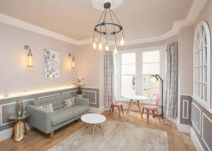 Alma In A Perfect Location * Bristol